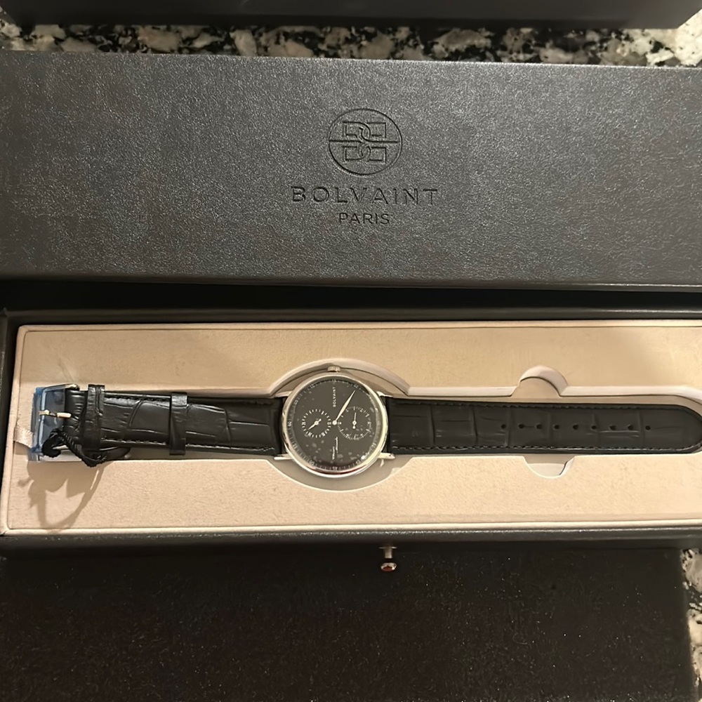 Bolvaint men’s watch